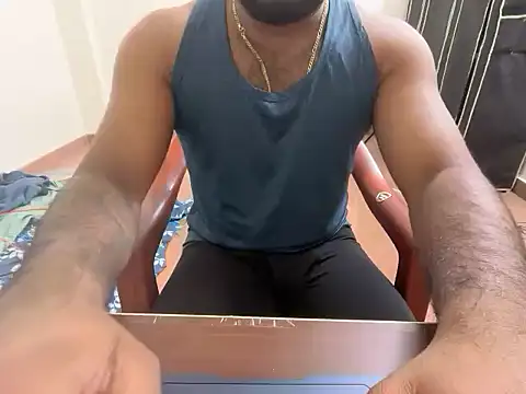 rohithunni123 online show from January 11, 9:13 am