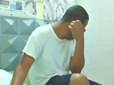 thesugar32 online show from February 5, 1:07 pm