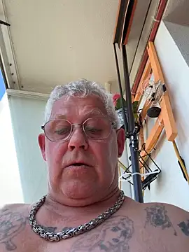 smaili1513 online show from May 25, 12:55 pm