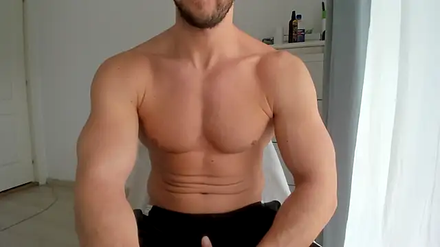 woolfiie online show from February 4, 9:17 am