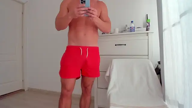 woolfiie online show from December 19, 8:45 am