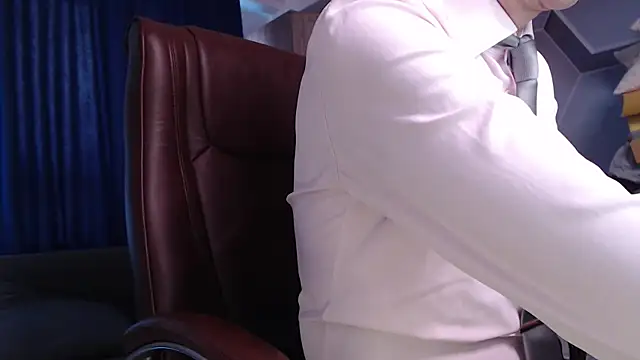 SteveTiger online show from November 10, 10:42 am