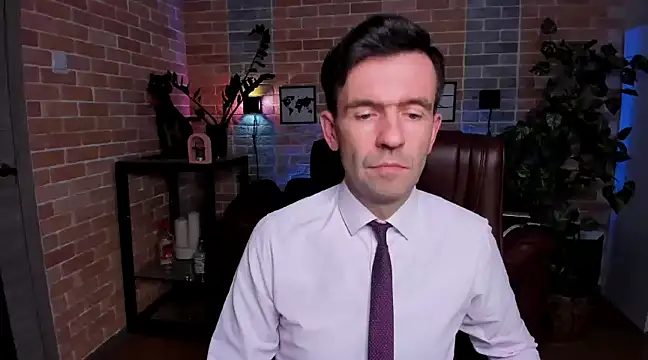 SteveTiger online show from December 11, 1:11 pm