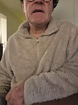 painslutfr online show from November 7, 4:49 am