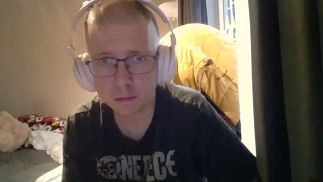 David250692 online show from May 7, 8:47 am