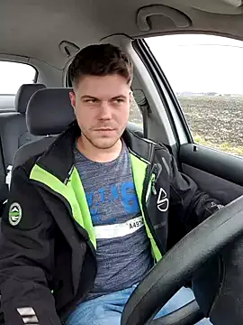 RiskyBoyMike online show from February 2, 12:13 pm