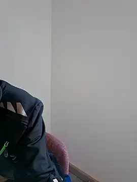 RiskyBoyMike online show from February 4, 7:18 am
