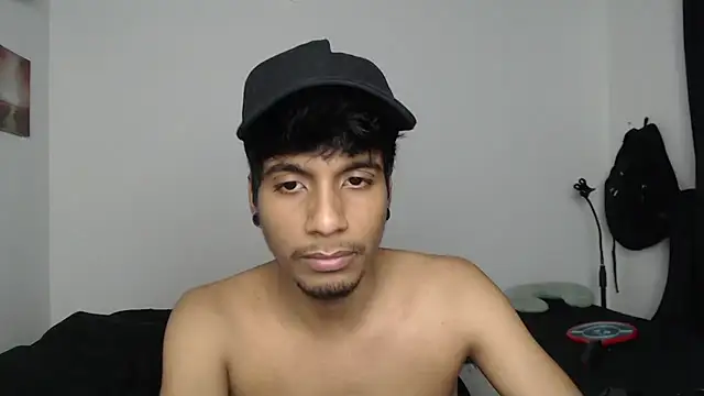 stevenosori online show from November 30, 12:45 am