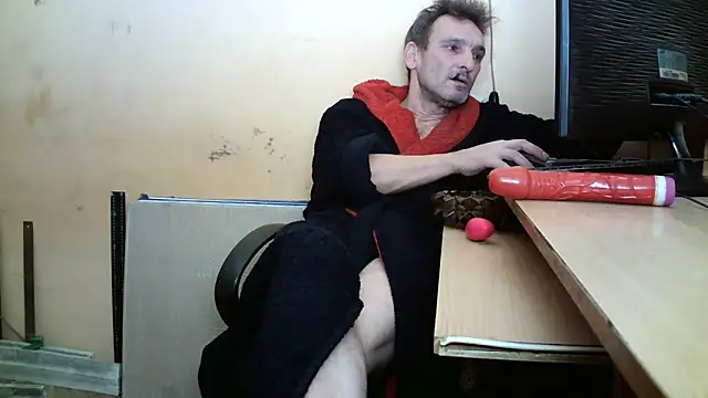 dundyFocus online show from November 26, 3:59 pm