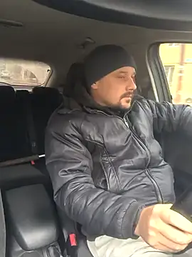 DanielOhCool online show from December 2, 10:06 am