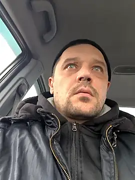 DanielOhCool online show from January 9, 11:59 am