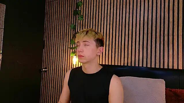 Chris Bennett online show from March 6, 12:09 pm