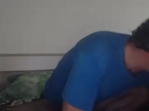 yvesstorm1 online show from December 17, 1:49 pm