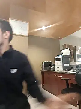 TommyMomentum online show from April 5, 2:52 am