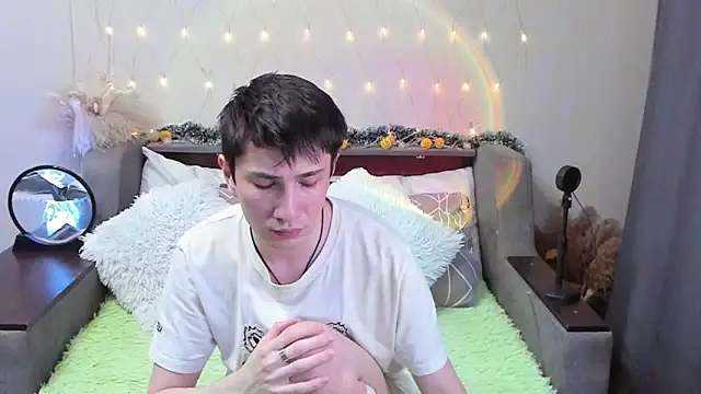 Yumi steve online show from October 7, 5:50 pm