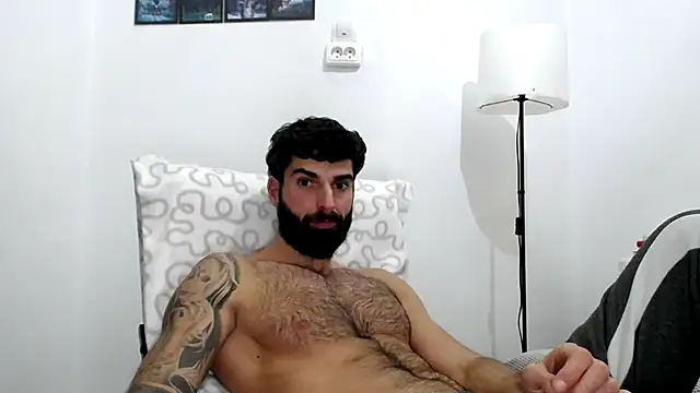 Verycutex online show from January 5, 5:27 pm