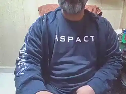 hairymaster95 online show from February 1, 7:07 am