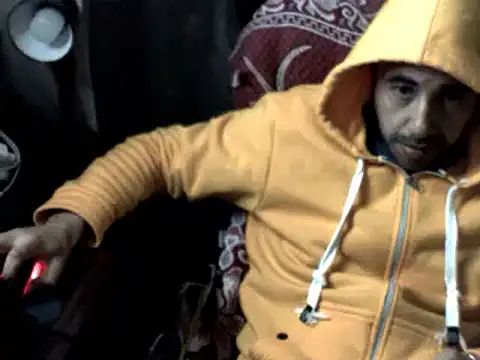 Snapshot of big_heart chatting on January 13, 8:15 am big heart online show from January 13, 8:15 am