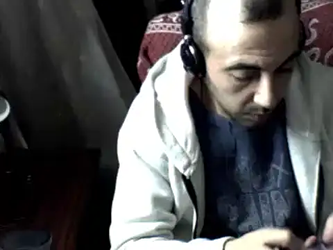 Snapshot of big_heart chatting on January 23, 10:11 pm big heart online show from January 23, 10:11 pm