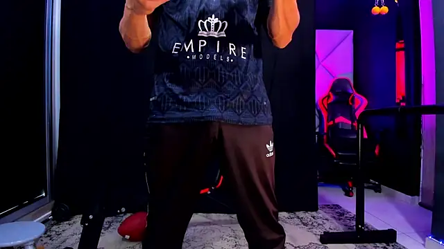 Aydenmiller96 online show from October 27, 7:16 pm