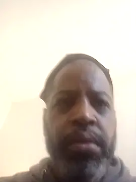 alfiebrown007 online show from October 15, 8:33 am