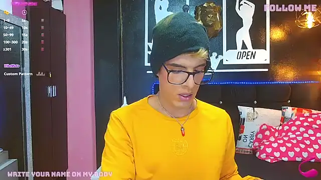 angel sexyevil online show from December 19, 12:23 pm