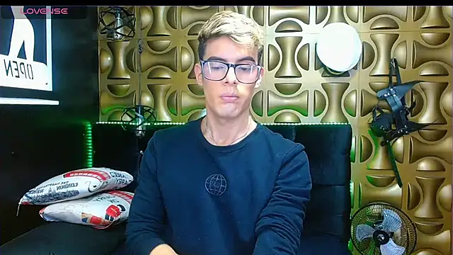 angel sexyevil online show from March 2, 12:25 pm