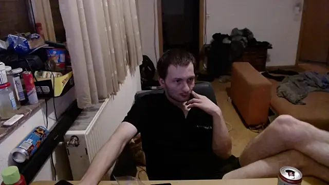 sexymann92 online show from December 6, 7:23 pm