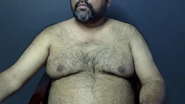 hairysubcub 70 online show from February 6, 7:13 am