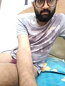 love4shownude online show from January 6, 2:26 am