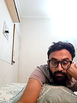 love4shownude online show from October 18, 4:50 am