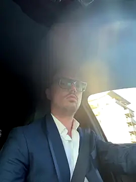 minga1995 online show from September 28, 4:16 pm