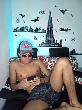 pinedasex777 online show from March 7, 1:31 am