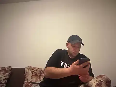 Flakka95 online show from April 11, 12:40 am