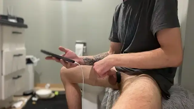 Jensenc345 online show from September 13, 6:42 pm