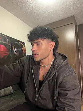 Alessandro Vanni online show from November 19, 2:11 am