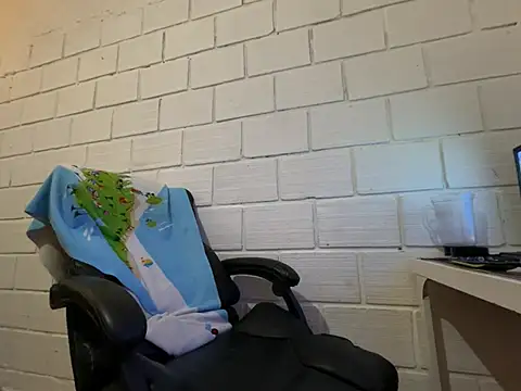 Max TheHorseDick online show from January 10, 3:01 am