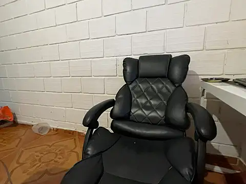 Max TheHorseDick online show from March 10, 3:34 am