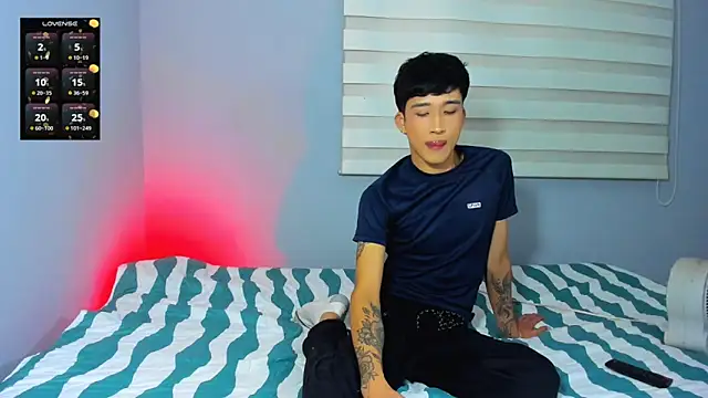 tom Howard online show from November 16, 2:25 am