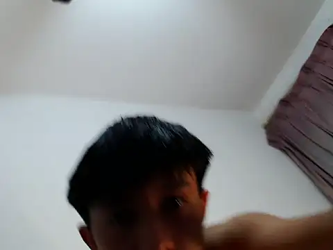 Snapshot of Alejandro-Bravo chatting on September 13, 6:14 am Alejandro-Bravo online show from September 13, 6:14 am