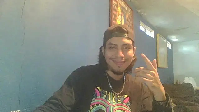 Snapshot of AlexAlejandro13 chatting on October 27, 3:25 pm AlexAlejandro13 online show from October 27, 3:25 pm