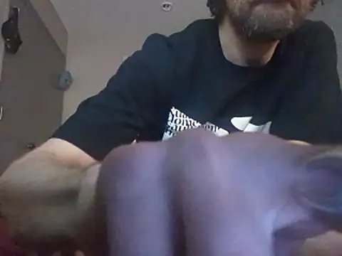 Bottomslut4tops84 online show from November 18, 4:27 am