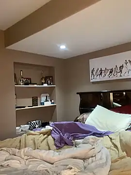 jordanu01 online show from March 13, 9:32 am