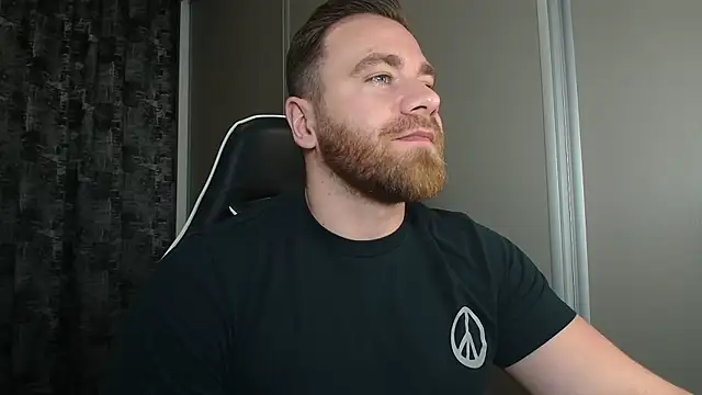 Thori92 online show from February 8, 7:07 pm