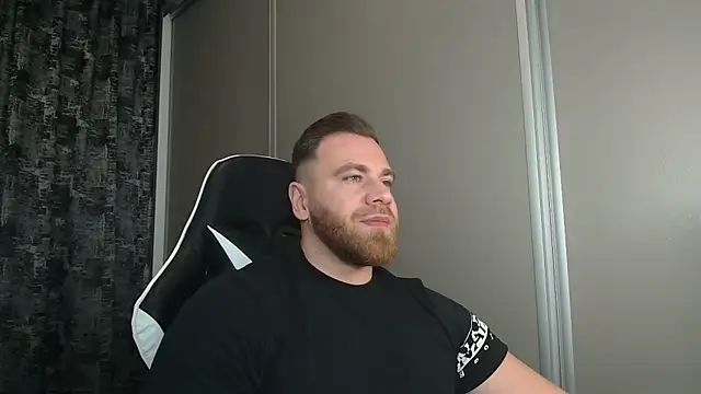 Thori92 online show from February 14, 7:42 pm