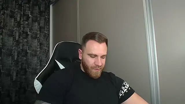 Thori92 online show from February 19, 6:48 pm