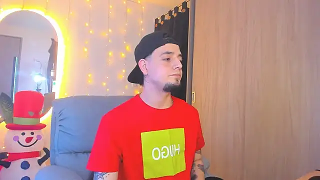 alejandro calderon1 online show from December 19, 4:23 am