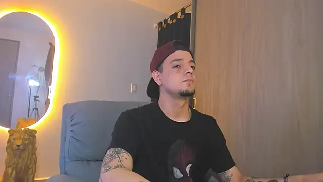 alejandro calderon1 online show from January 21, 6:34 am