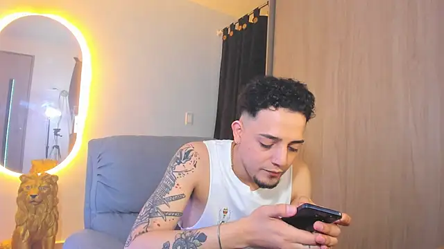 alejandro calderon1 online show from January 22, 7:03 am