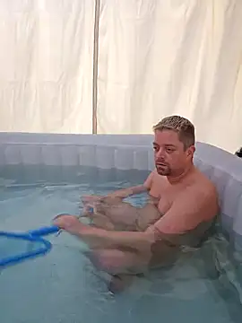 Trucker Hunter online show from February 14, 2:02 pm